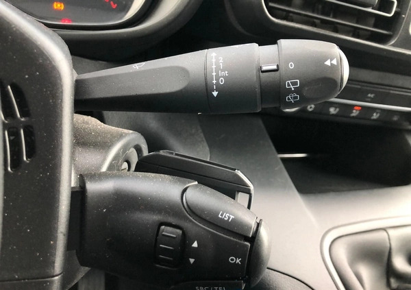 Toyota Proace City Verso cena 124900 przebieg: 5798, rok produkcji 2023 z Świdnik małe 352